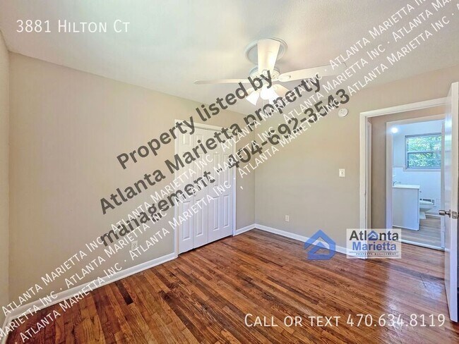 Building Photo - 3881 Hilton Ct