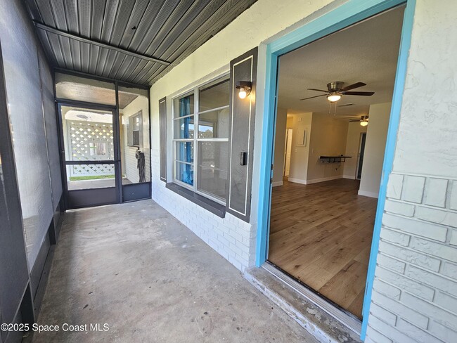 Building Photo - 2465 Mercury Dr