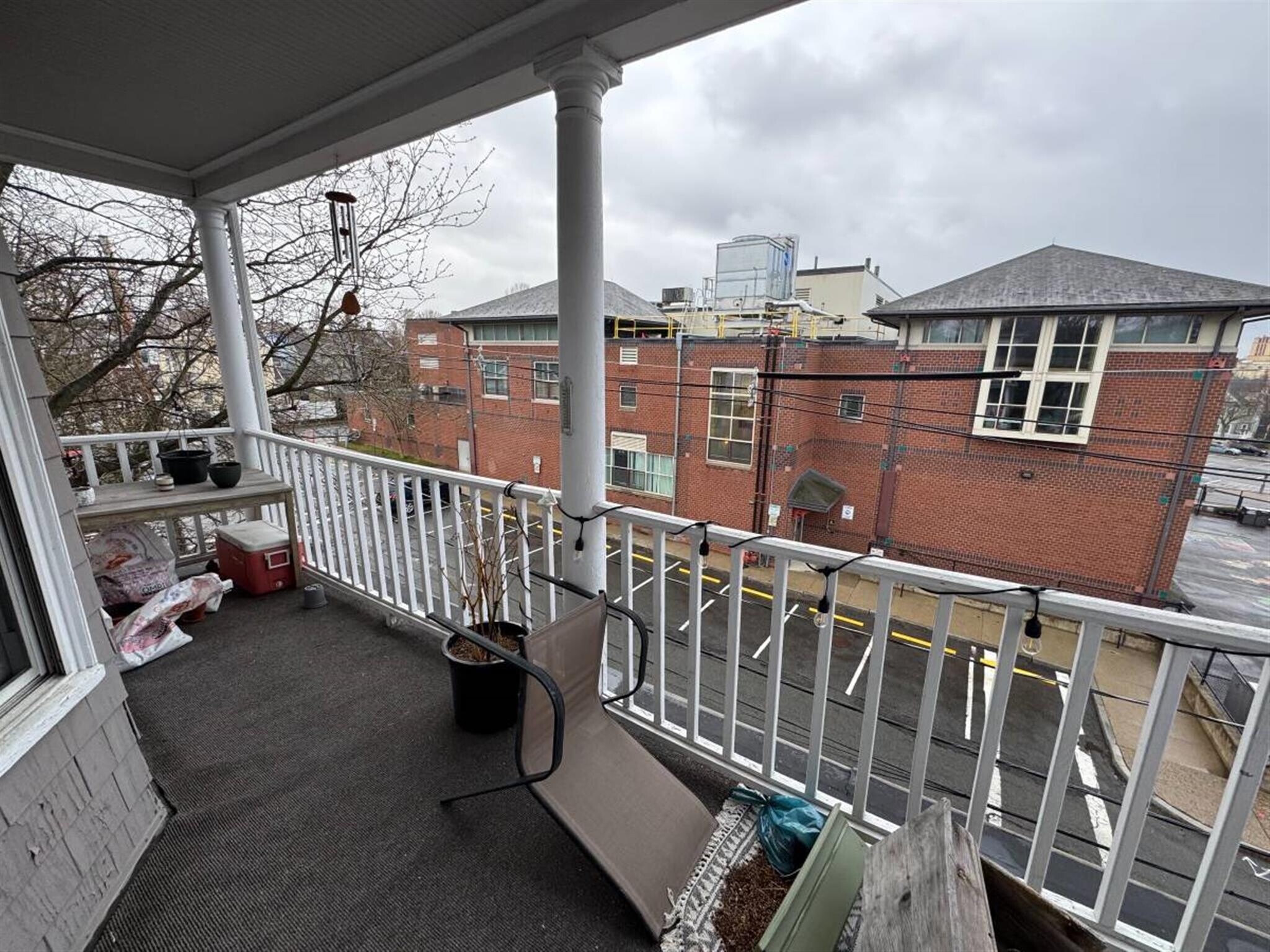 Building Photo - 21 Sartwell Ave