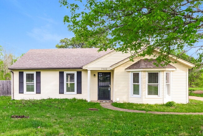 Building Photo - 7900 Rochelle Rd