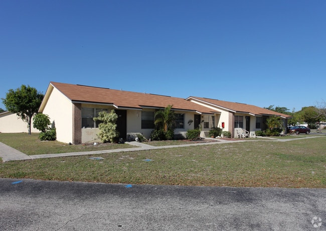 Building Photo - Cypress Manor Apartments