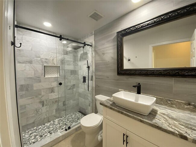 Building Photo - 4102 Boca Woods Dr