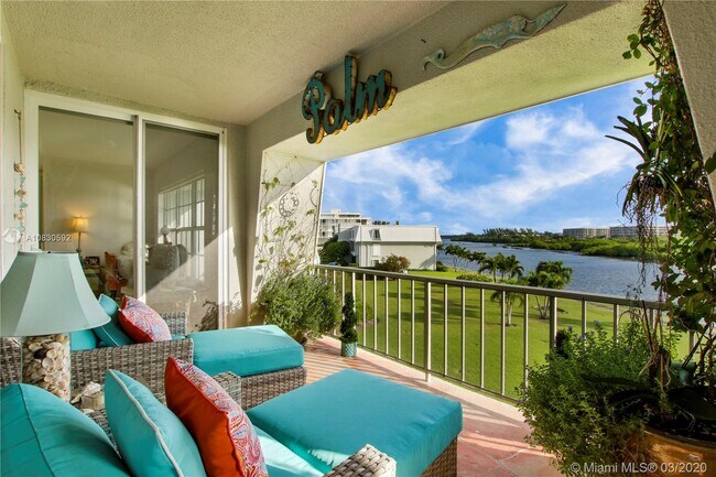 Building Photo - 2185 Ibis Isle Rd