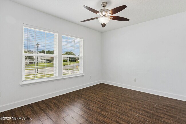 Building Photo - 15929 Hutton Ln
