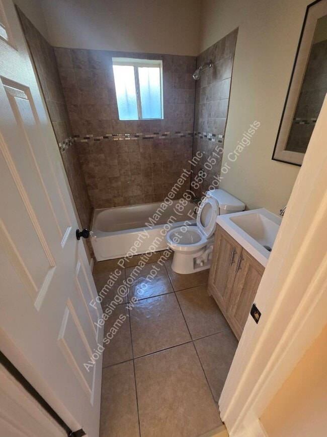 Building Photo - 1285 E Martin Luther King Jr Blvd