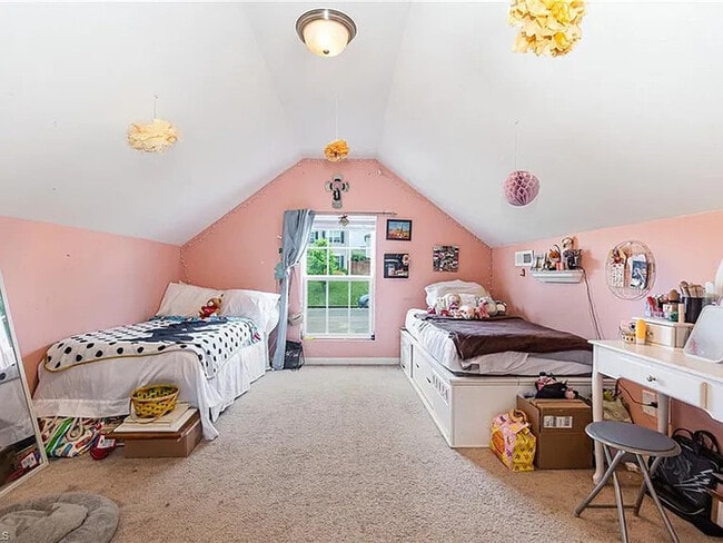 Building Photo - Earn Wealth While Leasing - Like a Homeown...