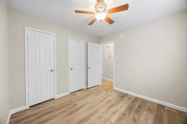 Building Photo - 109 Rosemary Cove