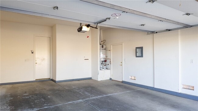 Building Photo - 10248 Andante Ct