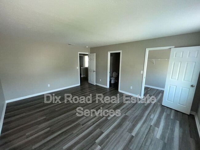 Building Photo - 810 Prescot Cir