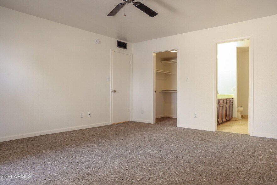 Building Photo - 17819 N 45th Ave