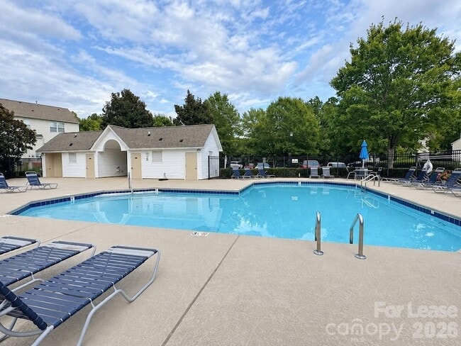 Building Photo - 12222 Royal Castle Ct