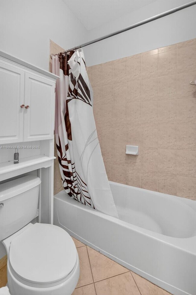 Building Photo - 379 NE 25th Terrace