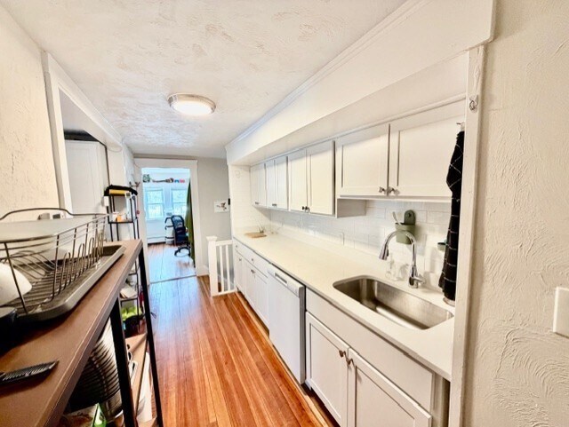 Building Photo - 48 Powder House Blvd