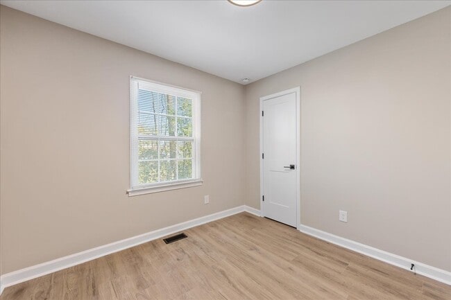 Building Photo - 4700 Walden Ct