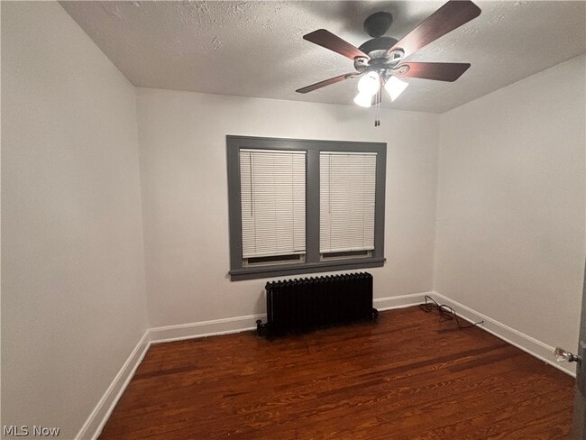 Building Photo - 1340 W 65th St