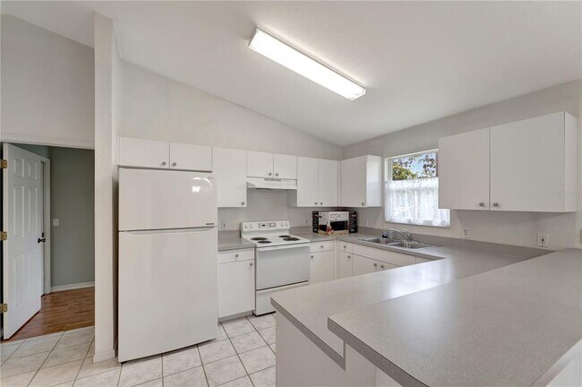 Building Photo - 2579 Oracle Ln