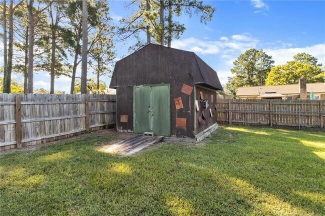 Building Photo - 5839 Rivercroft Rd