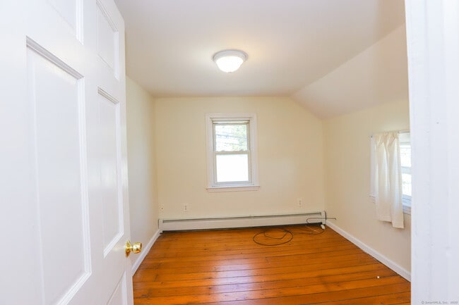 Building Photo - 257 Litchfield St