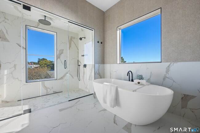 Building Photo - 14 Cockenoe Dr