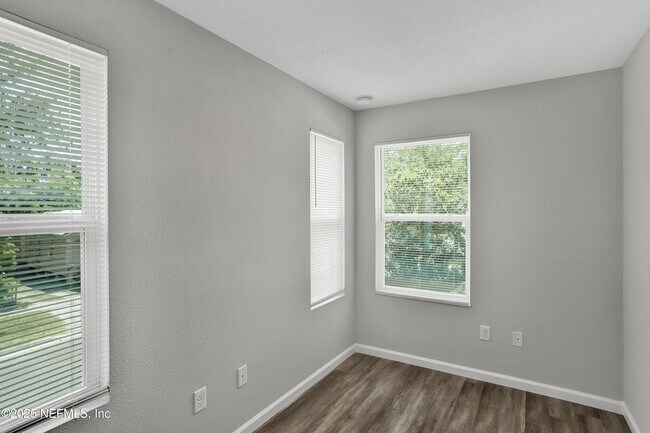 Building Photo - 1256 Pippin St