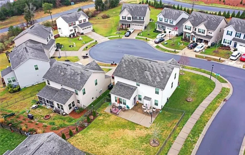 Building Photo - 1676 Mill Creek Ln SW