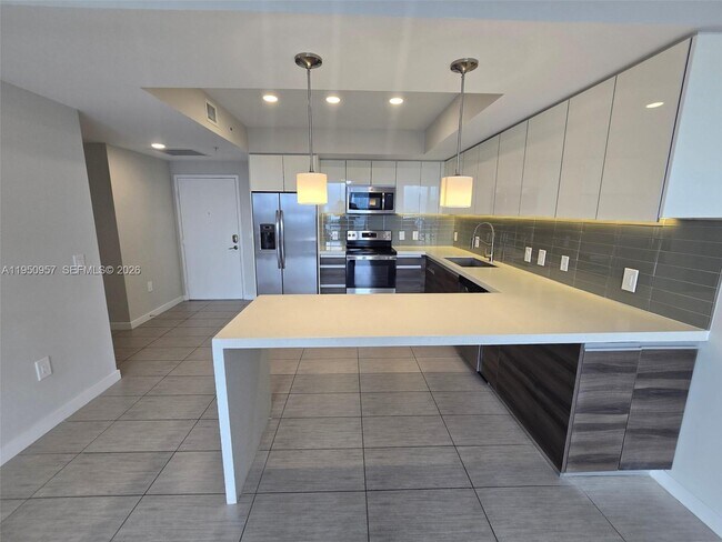 Building Photo - 117 SW 10th St