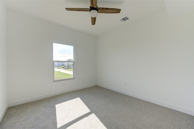 Building Photo - 21201 Scissor Tail Ln