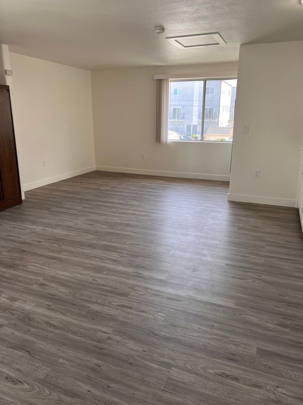 Building Photo - 5731 1/2 Case Avenue, Unit