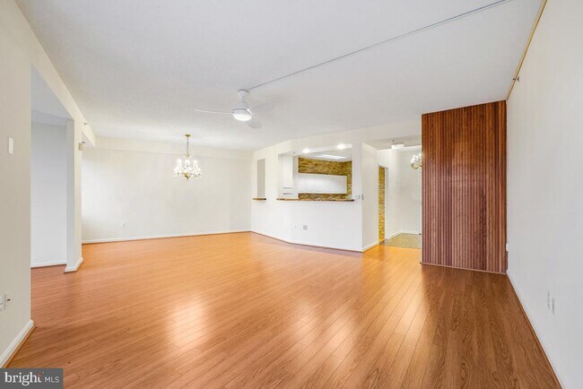 Building Photo - 3100 N Leisure World Blvd