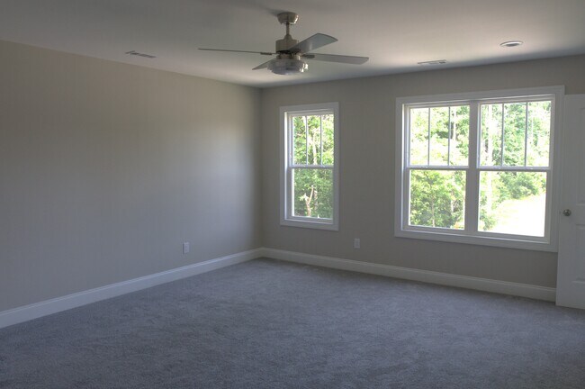 Building Photo - 7444 Malabar Rd
