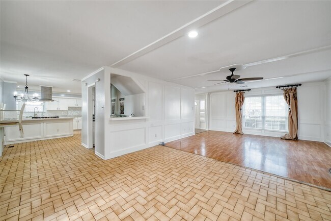 Building Photo - 3114 Cypress Point Dr