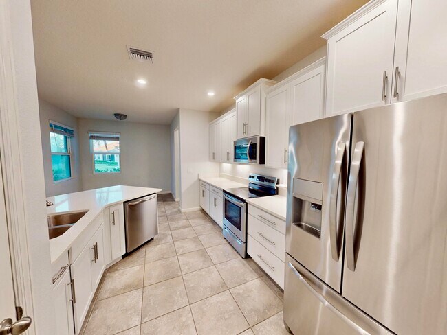 Building Photo - 1405 Mulligan Dr