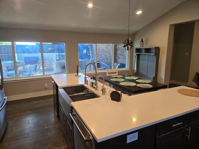 Building Photo - 209 Hardwicke Ln