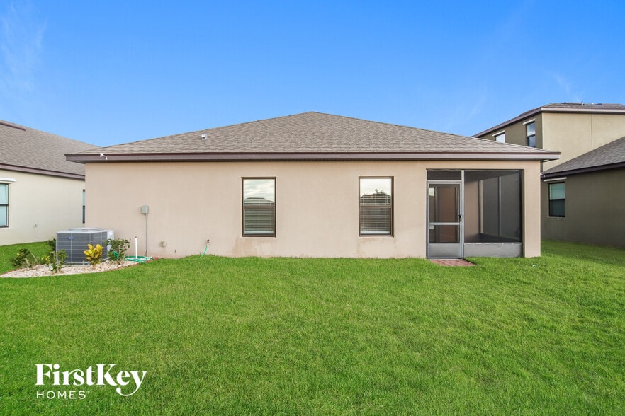 Building Photo - 4143 Moccasin Dr