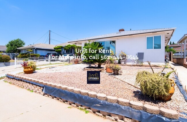 Building Photo - House - 3 Bedrooms / 2 Baths / Montebello