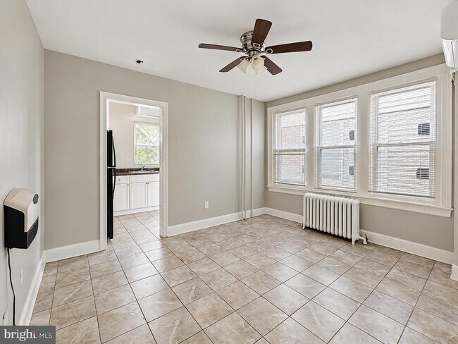 Building Photo - 5548 Sansom St
