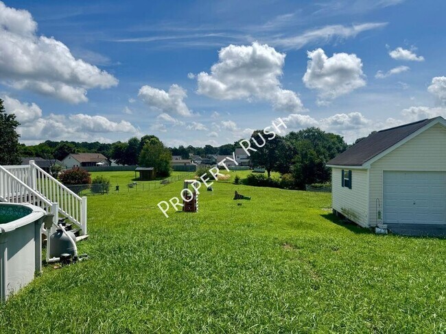 Building Photo - 53 Spring Wind Cir