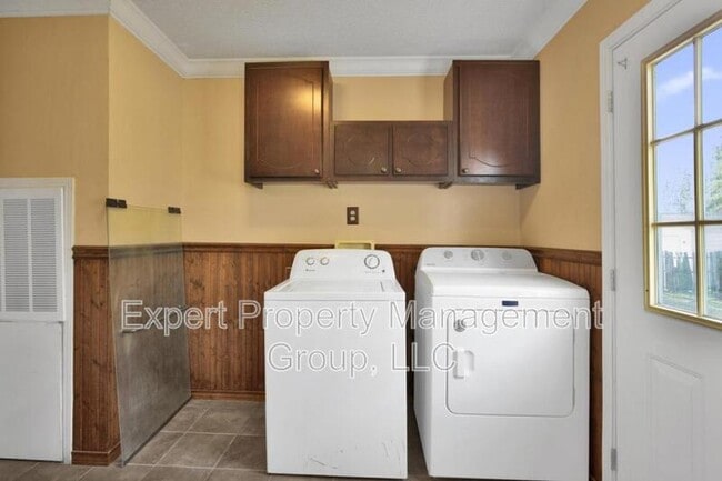 Building Photo - 34 Talbot Cir