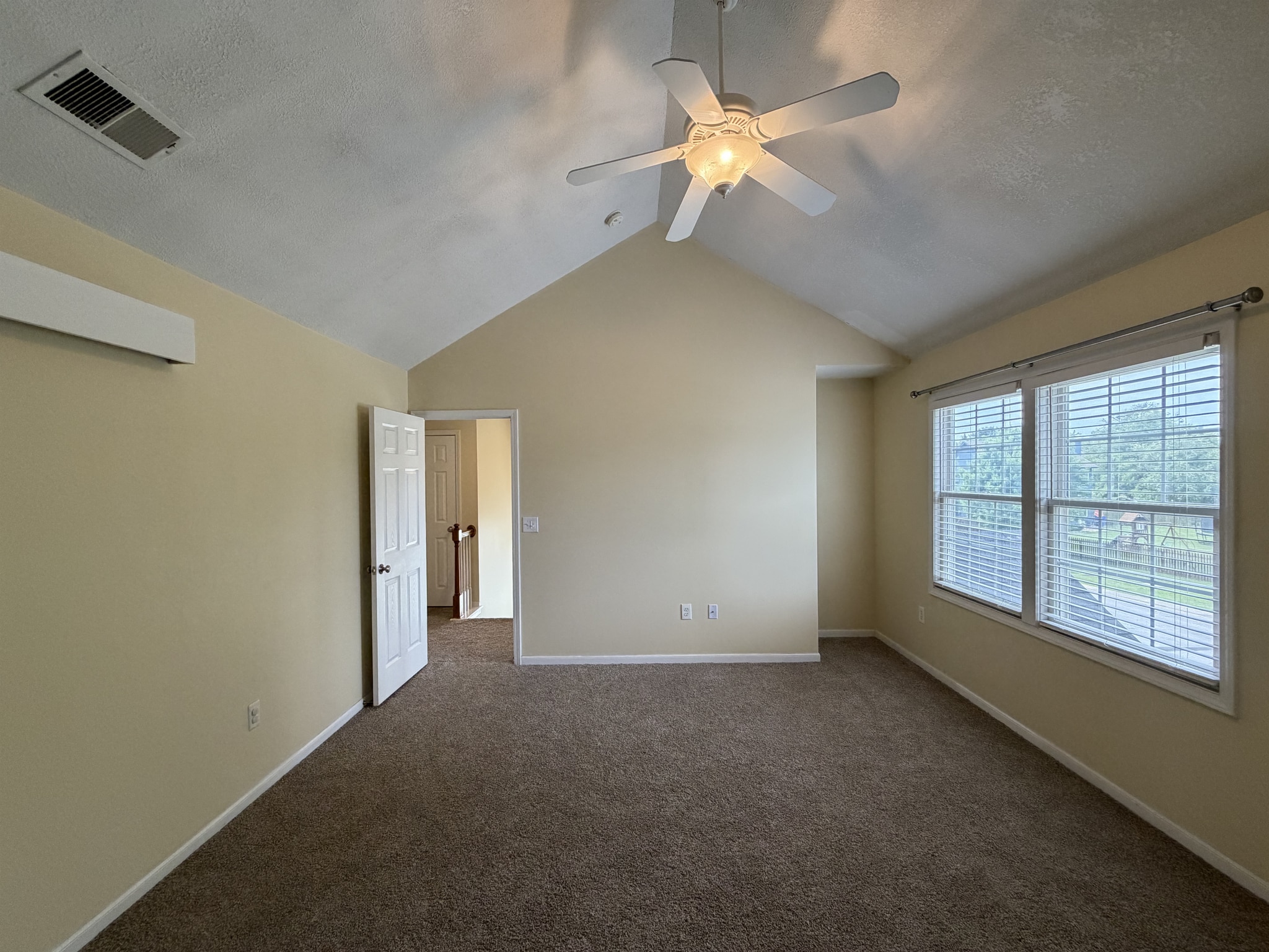 Building Photo - 13885 W 153rd Ter