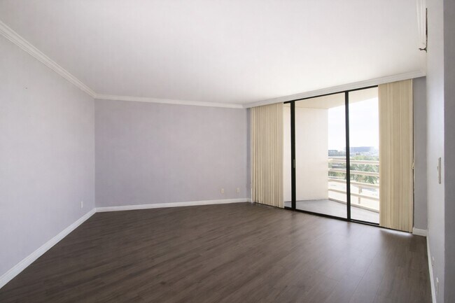 Building Photo - 3525 Sage Rd