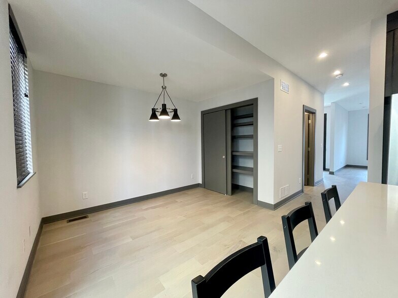 Building Photo - 1036 Missouri Ave