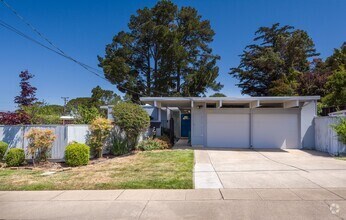 Building Photo - San Mateo Highlands Eichler Mid-Century 3/...