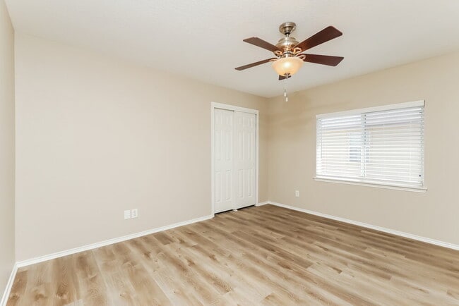 Building Photo - 8527 Cheyenne Bluff