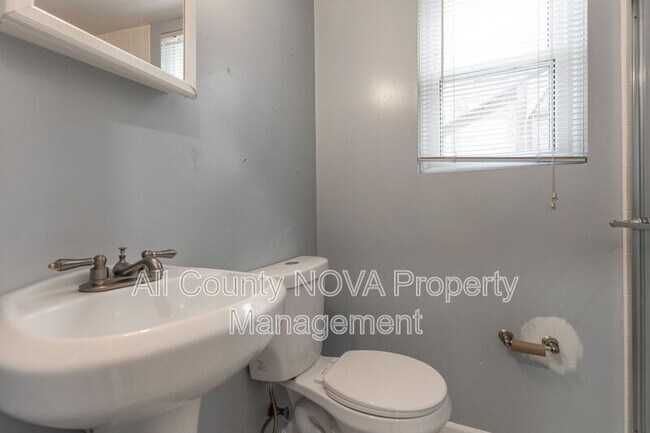 Building Photo - 4141 21st Rd N