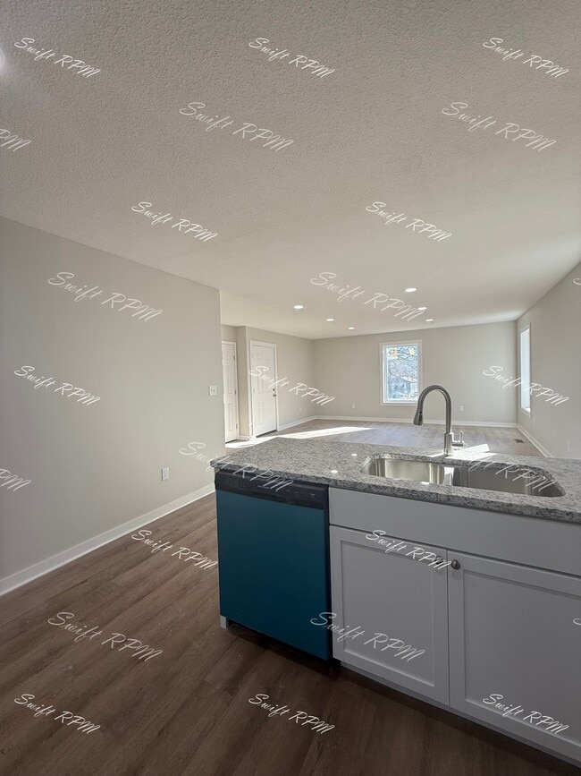 Building Photo - 1036 Oakland Ave