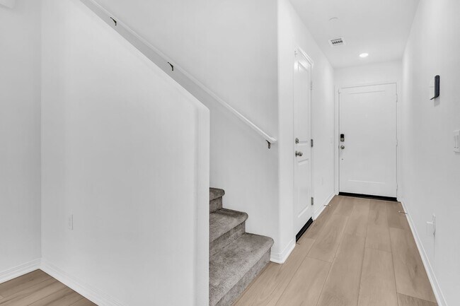 Building Photo - 19132 Ash Grv St