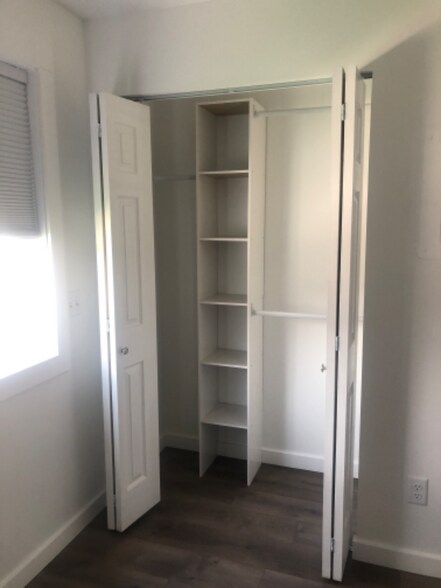 Building Photo - 2300 McDonald Ave