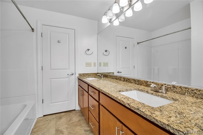 Building Photo - 5849 Broadway St