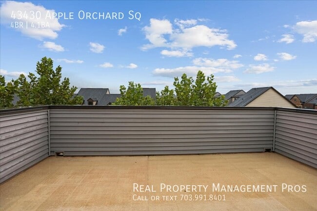 Building Photo - 43430 Apple Orch Sq