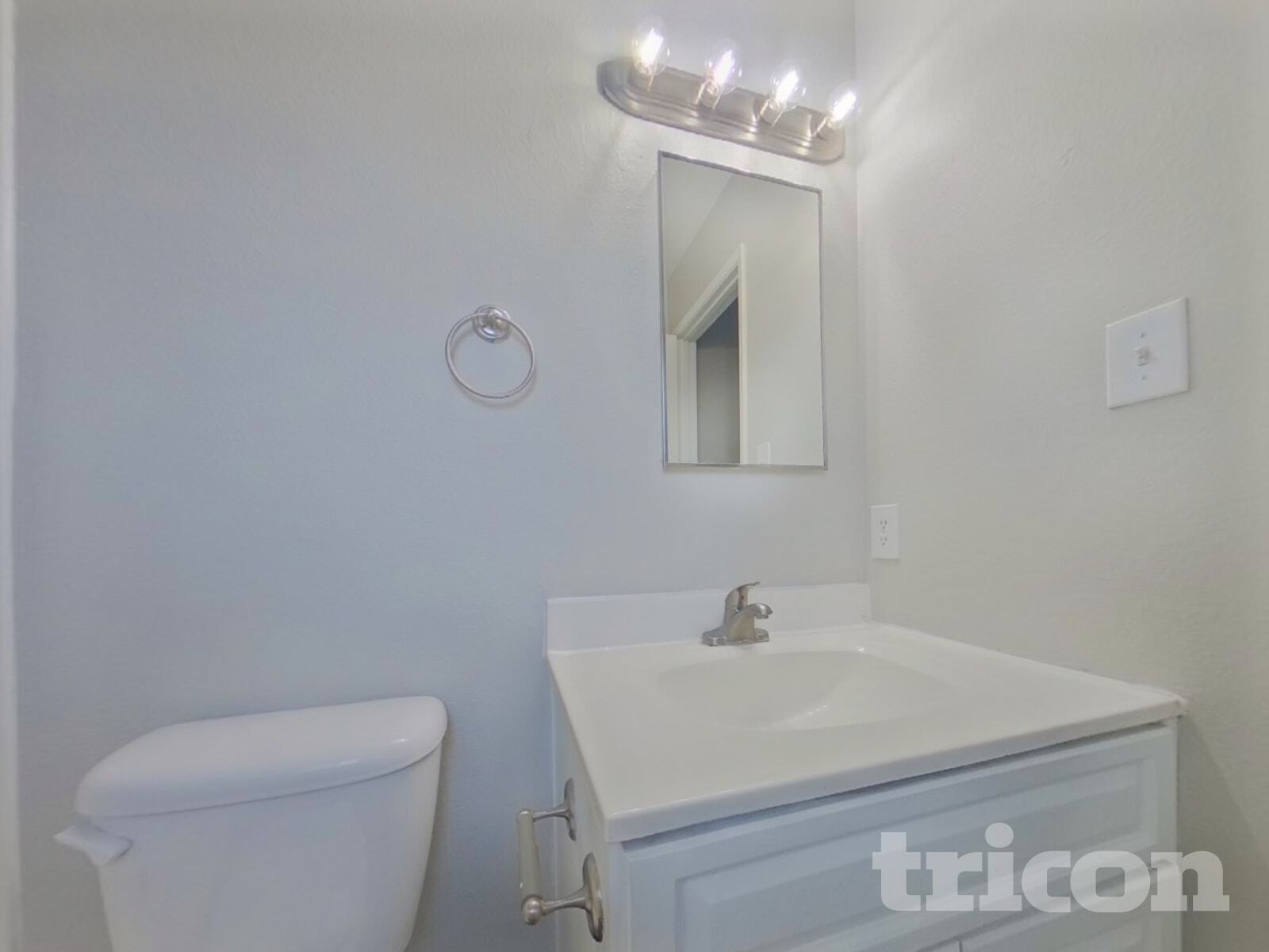 Building Photo - 3607 N 87th Ave